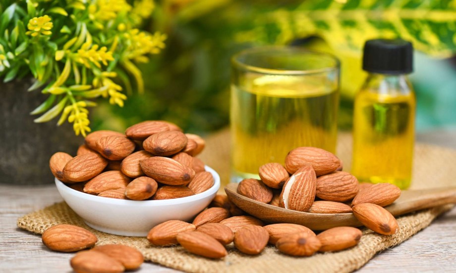 فوائد اللوز للشعر