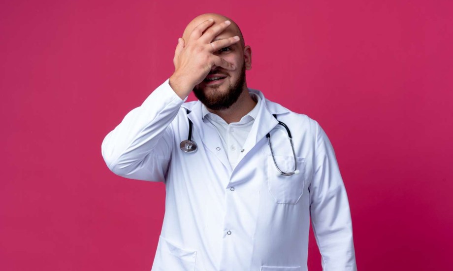 متى يفقد الطبيب ترخيصه؟