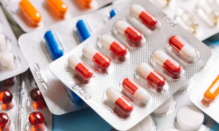 الآثار الجانية للمضادات الحيوية