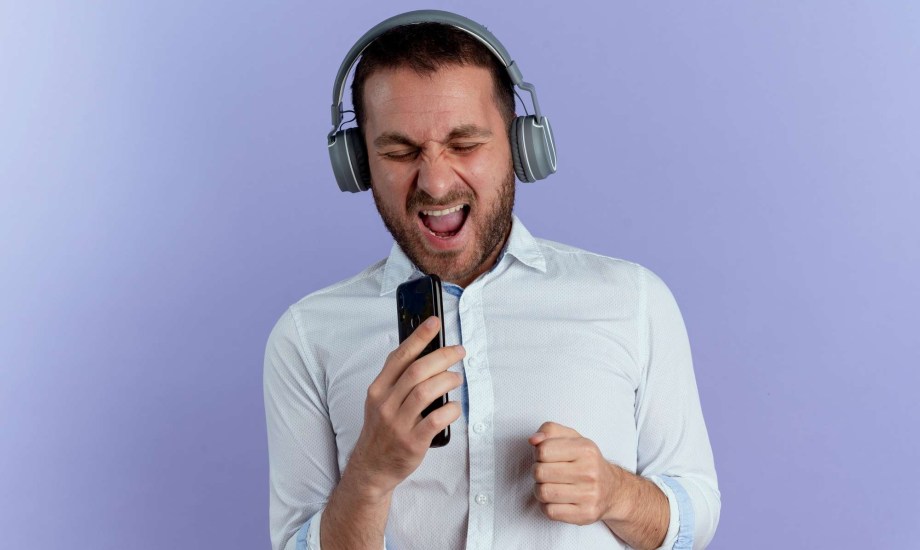 4 تمارين صوتية قوية للرجال