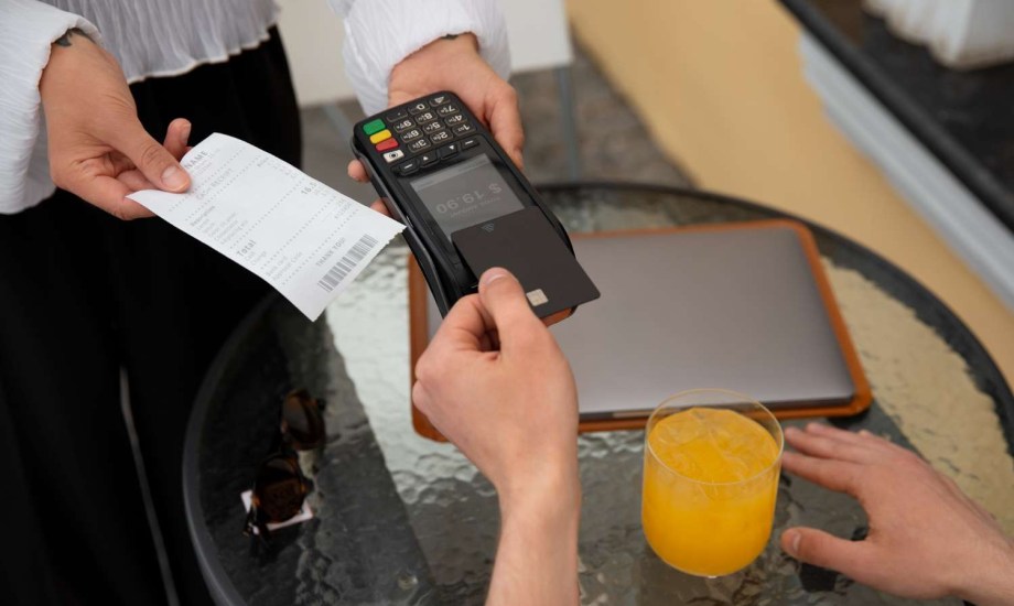 مشاكل صحية تسببها إيصالات الشراء