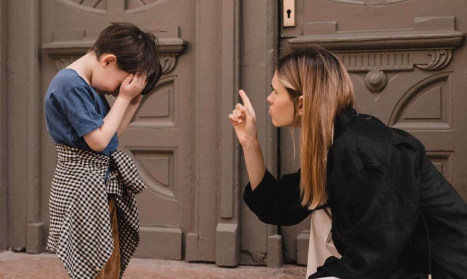 مقارنة الطفل بالآخرين