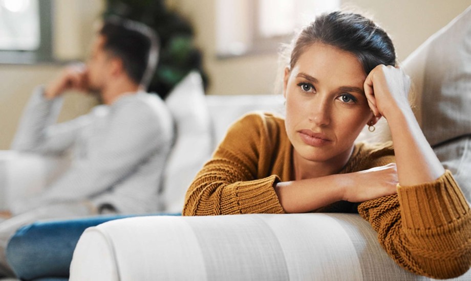 أسباب التباعد العاطفي بين الأزواج