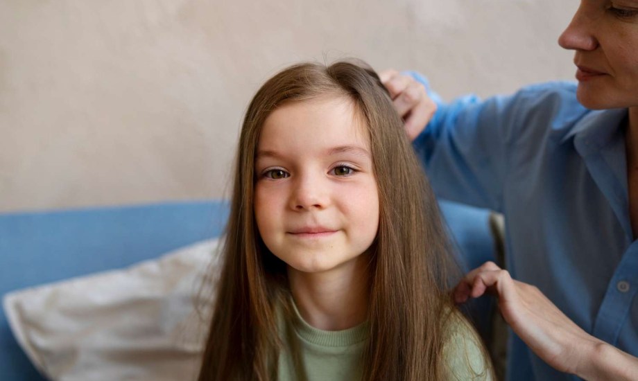 5 أسباب لظهور الشيب عند الأطفال