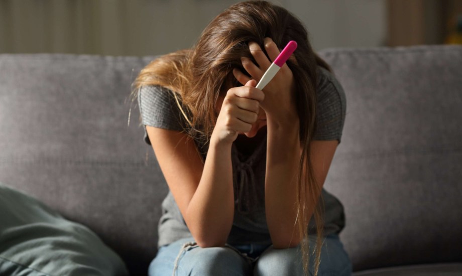 عبارات استبعدها عند الحديث مع امرأة تعاني صعوبة الإنجاب