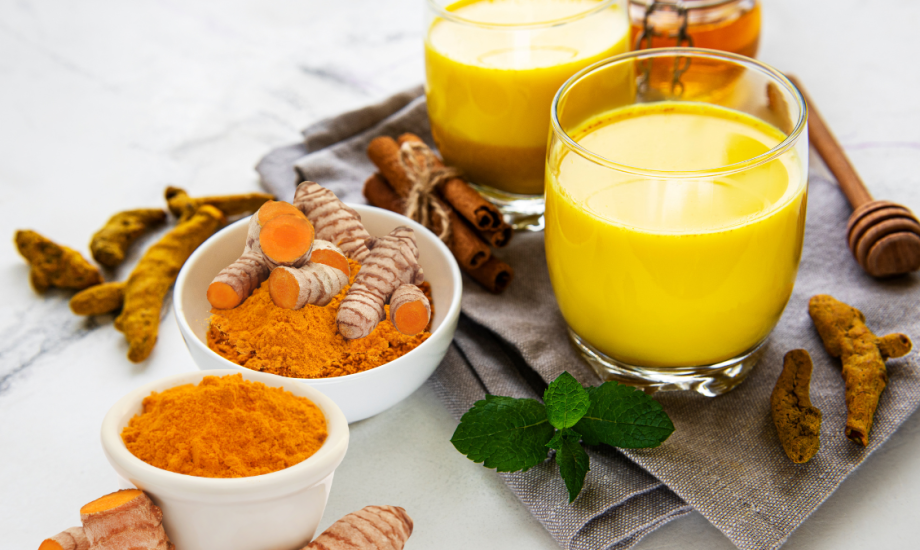 فوائد حليب الكركم في الشتاء