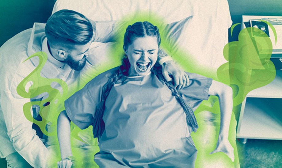 أسباب التبرز أثناء الولادة