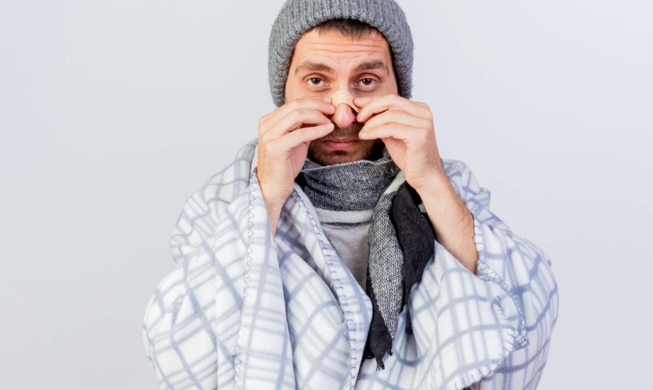 6 طرق لعلاج جفاف العيون في الشتاء