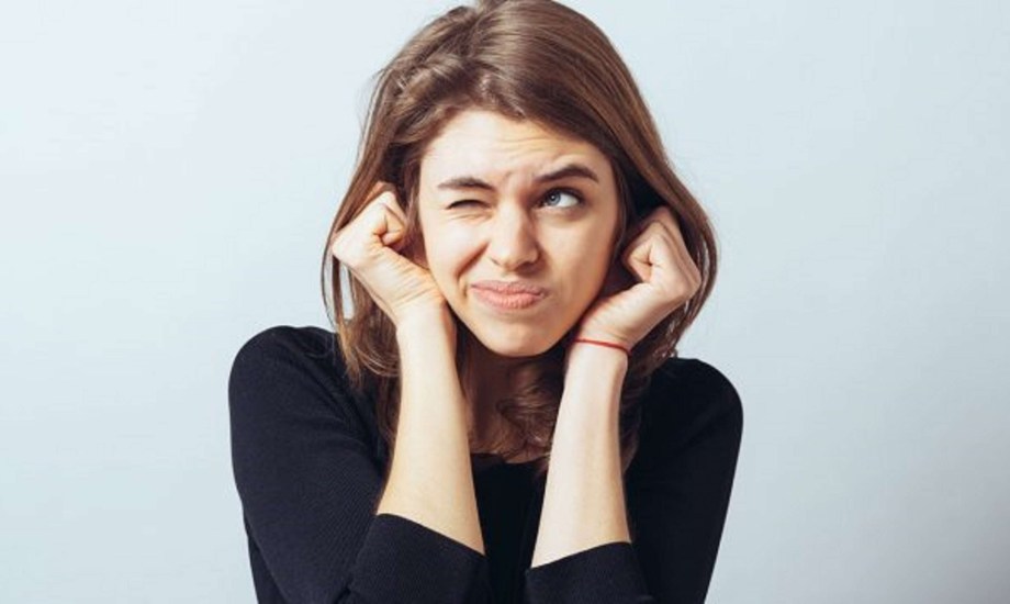 أسباب والآثار الجانبية لفرط السمع