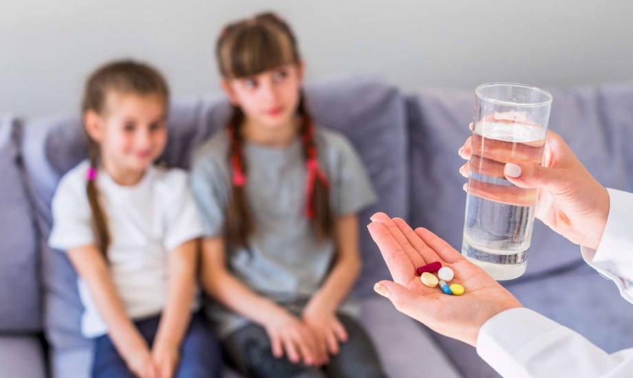 9 أدوية شائعة يصفها الأطباء للأطفال والمراهقين