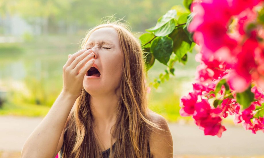 أسباب العطس الناتج عن ضوء الشمس