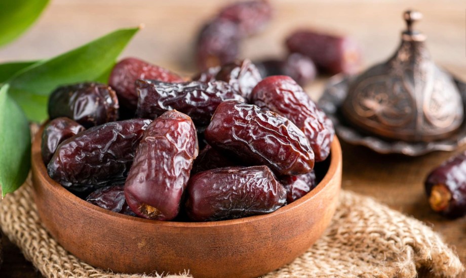 فوائد صحية لتناول التمر