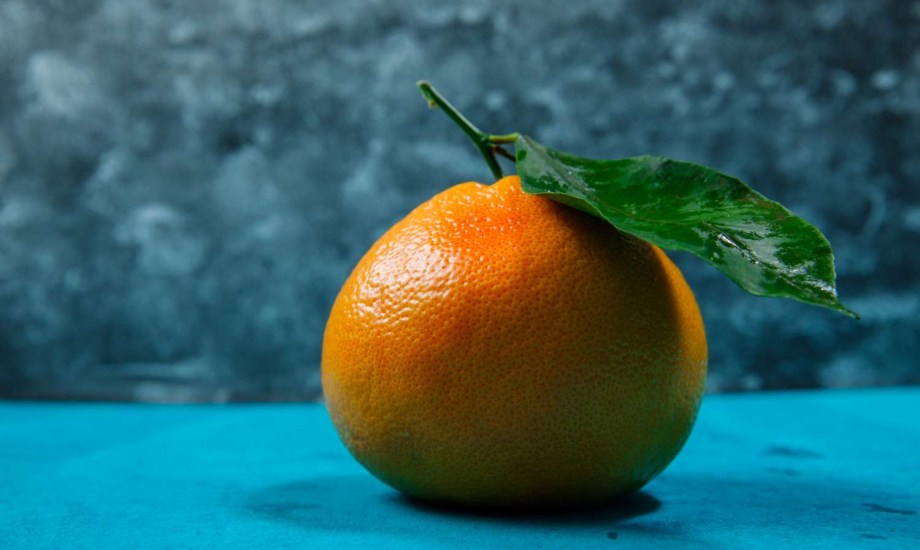 ماذا يحدث للجسم عند الإفراط في تناول البرتقال واليوسفي؟