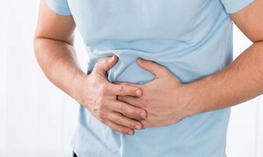 3 مخاطر صحية لحبس البول