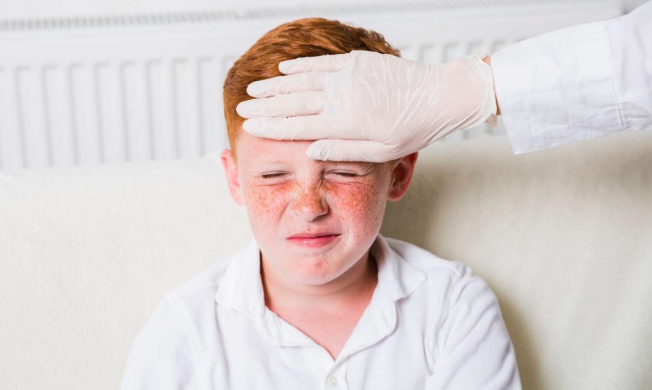 3 فحوصات ضرورية لتشخيص التهاب الدماغ عند الأطفال