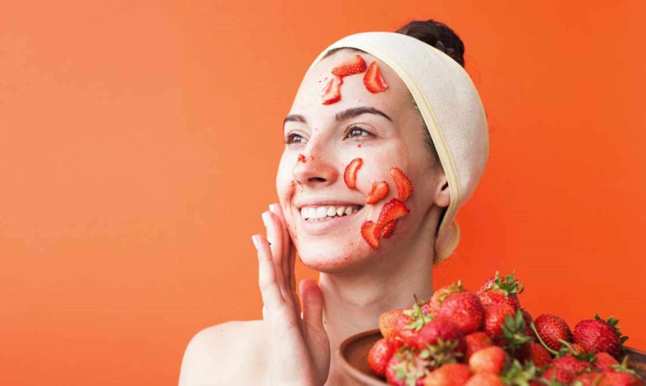 ماسكات الفراولة للعناية بالبشرة