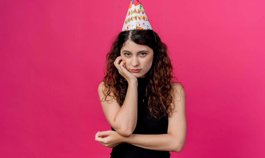 أسباب وأعراض اكتئاب عيد الميلاد