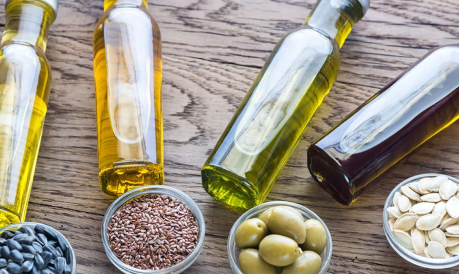 هل الزيوت النباتية تسبب زيادة الوزن؟