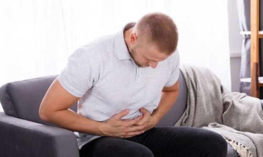 أسباب وأعراض الإصابة بإنفلونزا المعدة