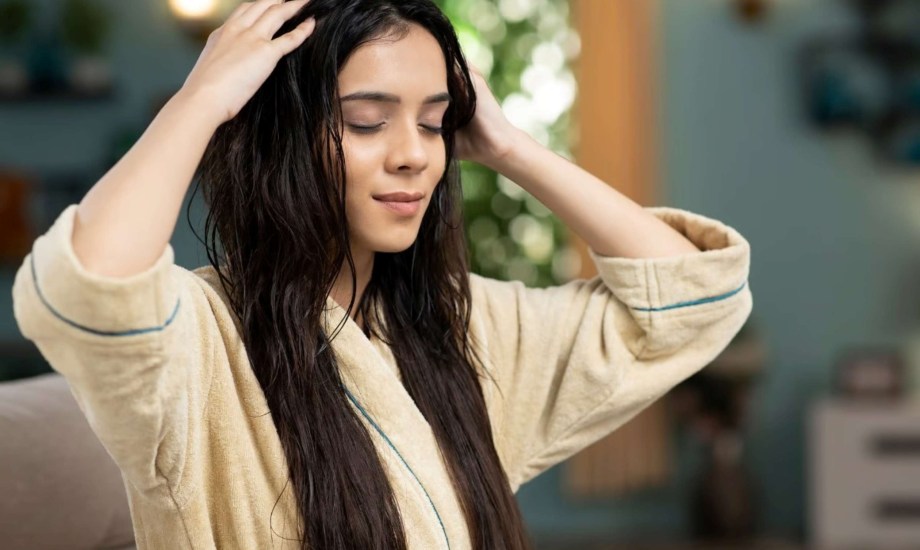 فوائد تدليك الشعر بالزيت في الشتاء