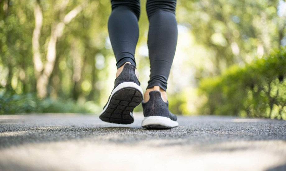 الفوائد الصحية للمشي لمدة 5 دقائق
