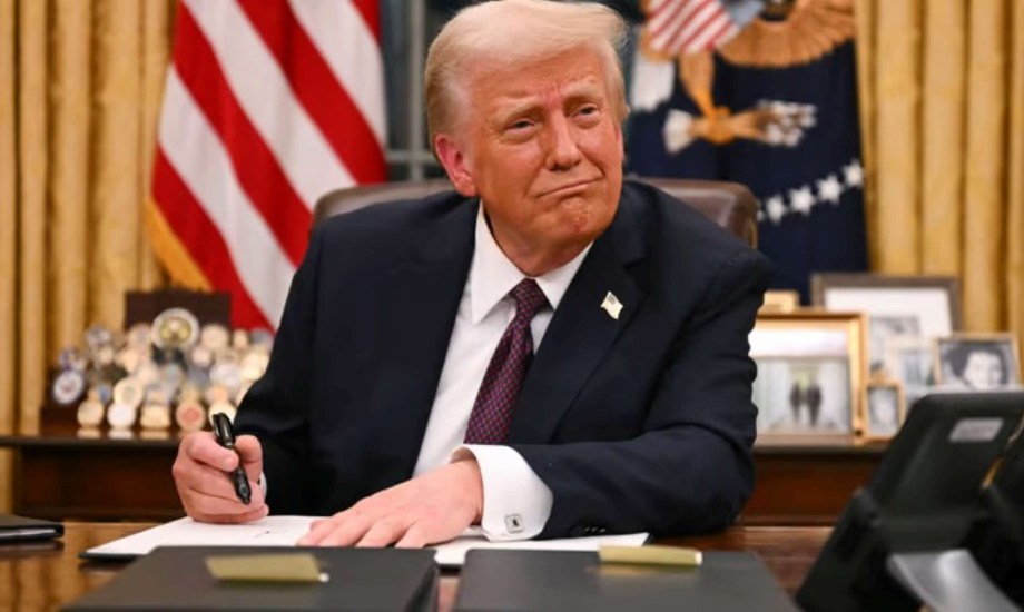 قرار ترامب يهدد برامج دعم مرضى الإيدز