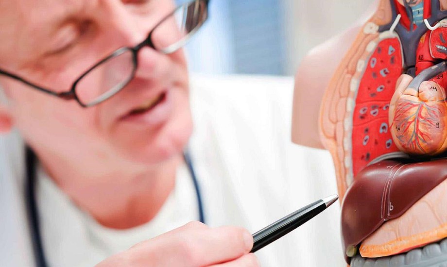 أعراض ومضاعفات فيروس سي لدى الرجال