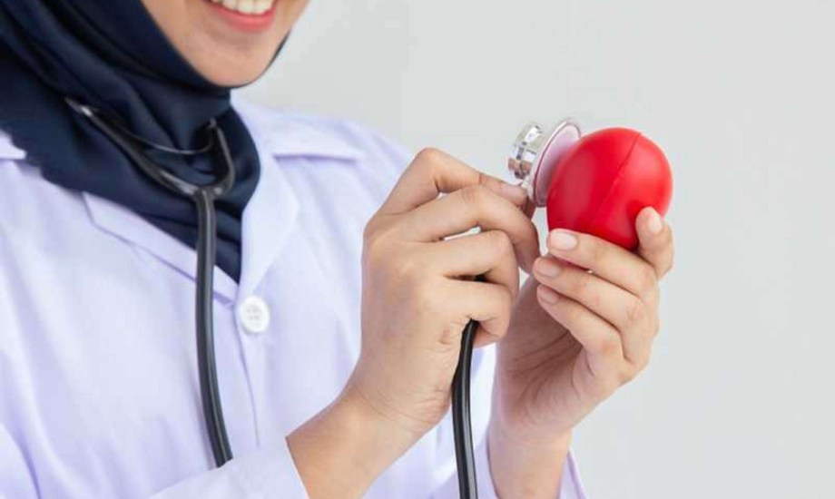 4 نصائح لحماية قلب المرأة العاملة