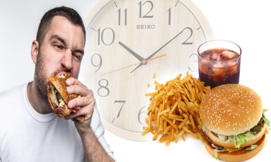 4 أضرار صحية لتناول الطعام بسرعة