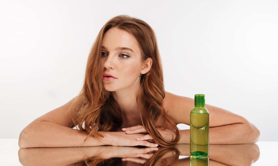 6 مكملات غذائية تحسن صحة الشعر الدهني