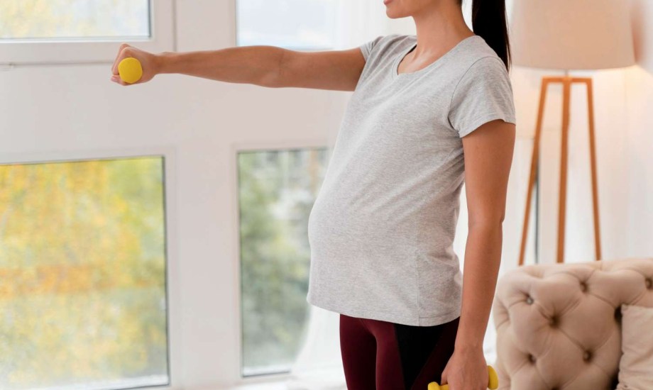 علاج الانفصال العضلي أثناء الحمل