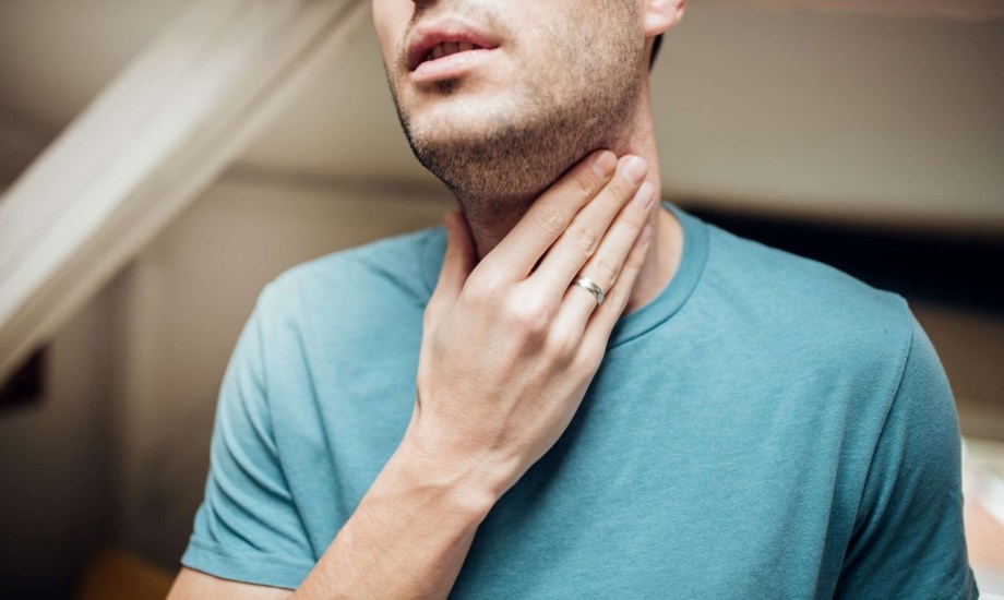 أسباب التهاب الحنجرة المرتبط بالحساسية