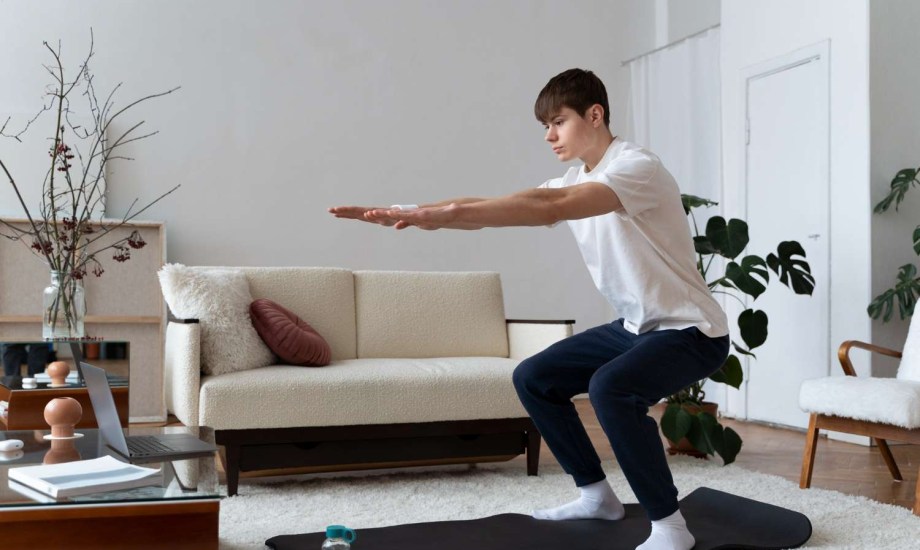 4 فوائد صحية للتمارين المنزلية بعد الإفطار