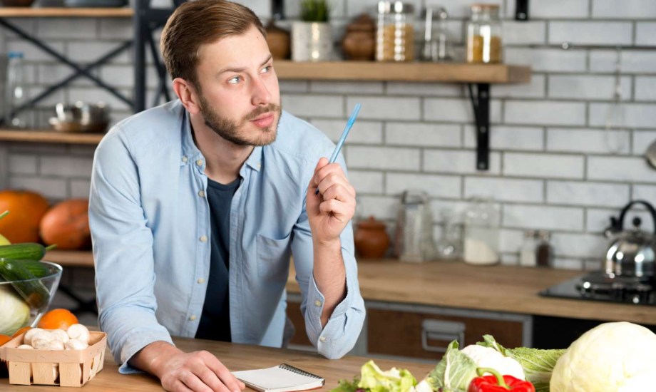 4 أطعمة ومشروبات تزيد هرمون الإستروجين لدى الرجال