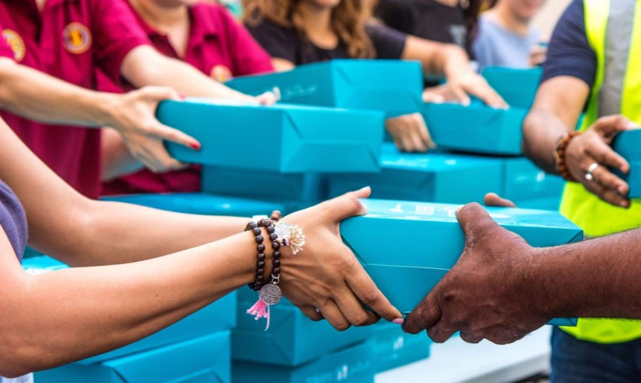 العطاء والأعمال الخيرية في رمضان