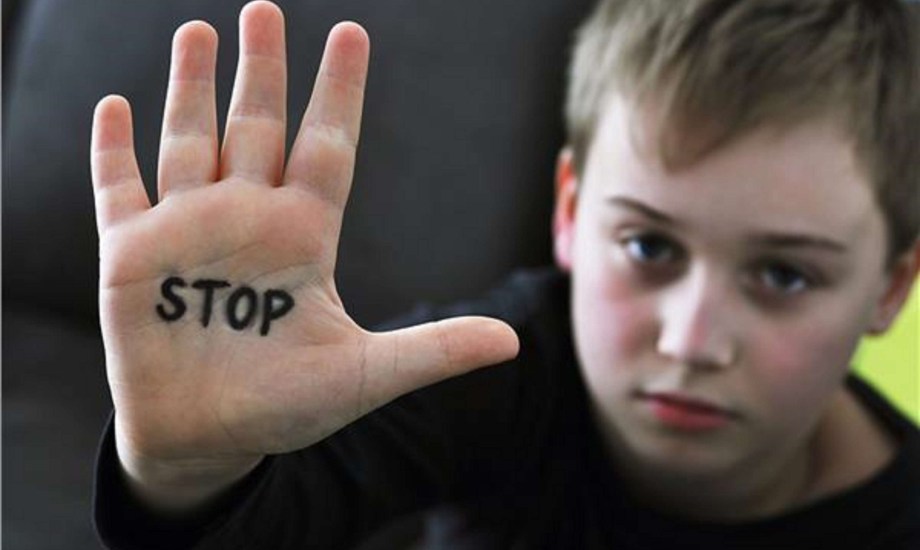 6 طرق للتوعية عن التحرش بالأطفال