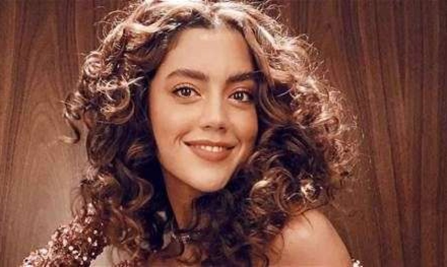 ستيفاني عطا الله