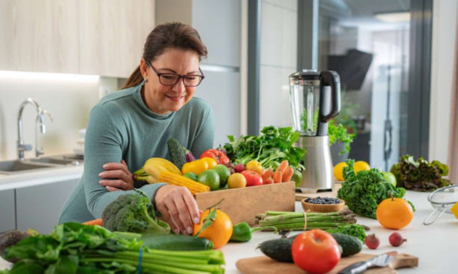 مركب اللوتيولين في الخضراوات قد يؤخر ظهور الشيب