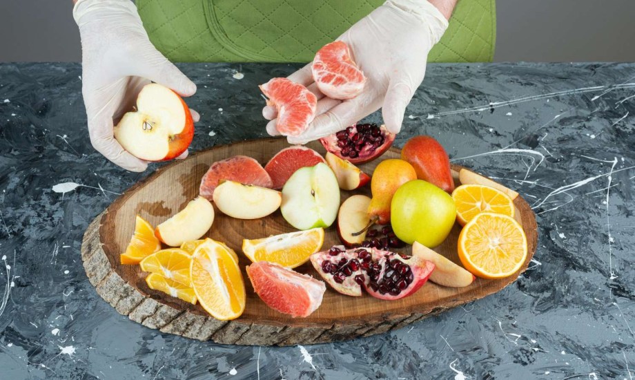 5 فواكه تساهم في كبح الشهية