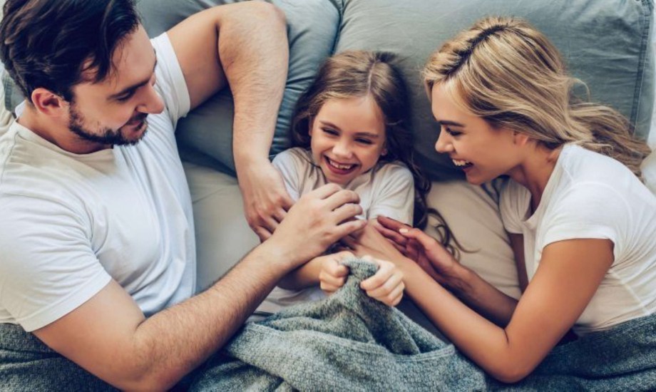 تأثير الدغدغة على الصحة الجسدية والعقلية للأطفال