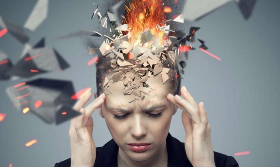 أعراض متلازمة الرأس المنفجر