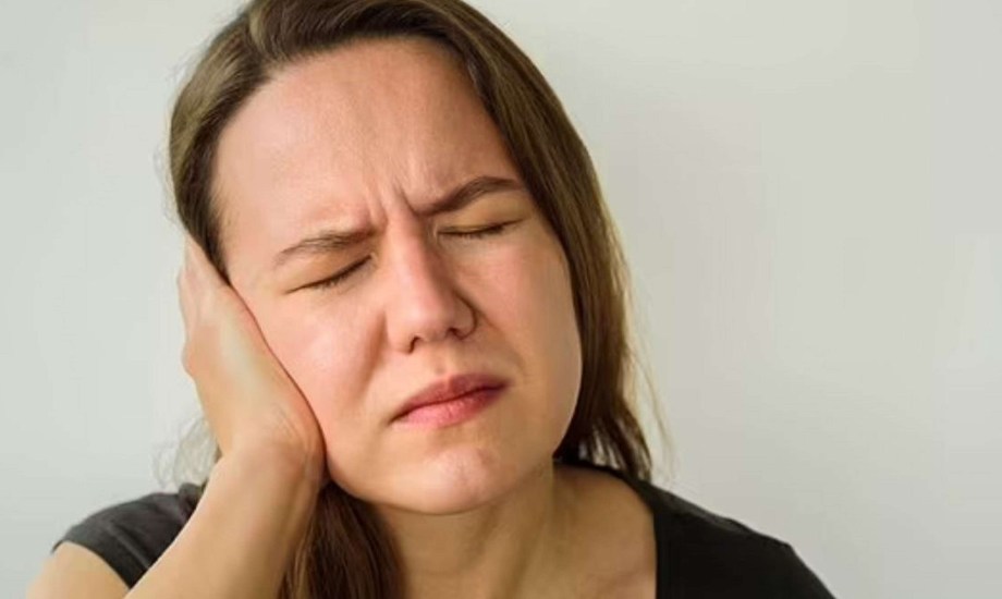 خيارات غذائية تساعد على تقليل خطر طنين الأذن