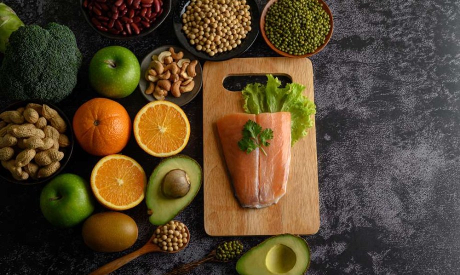 حمية الطعام النيء