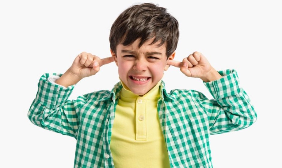 4 آثار صحية وسلوكية للضوضاء على الأطفال