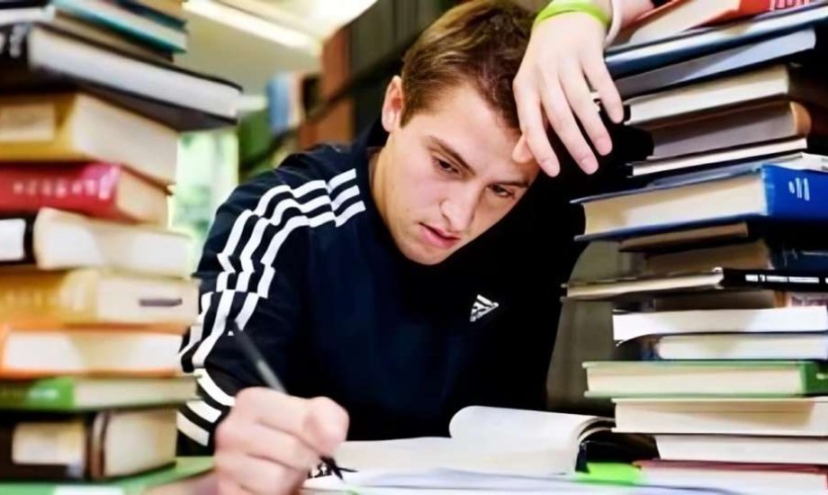 متلازمة البط تهدد طلاب الجامعات