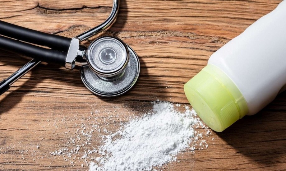 علاقة بودرة التلك بالسرطان لدى النساء