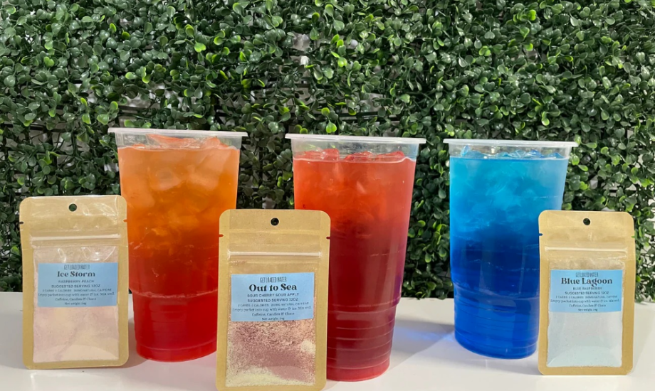 فوائد وأضرار الماء المحمّل.. وبدائل صحية له