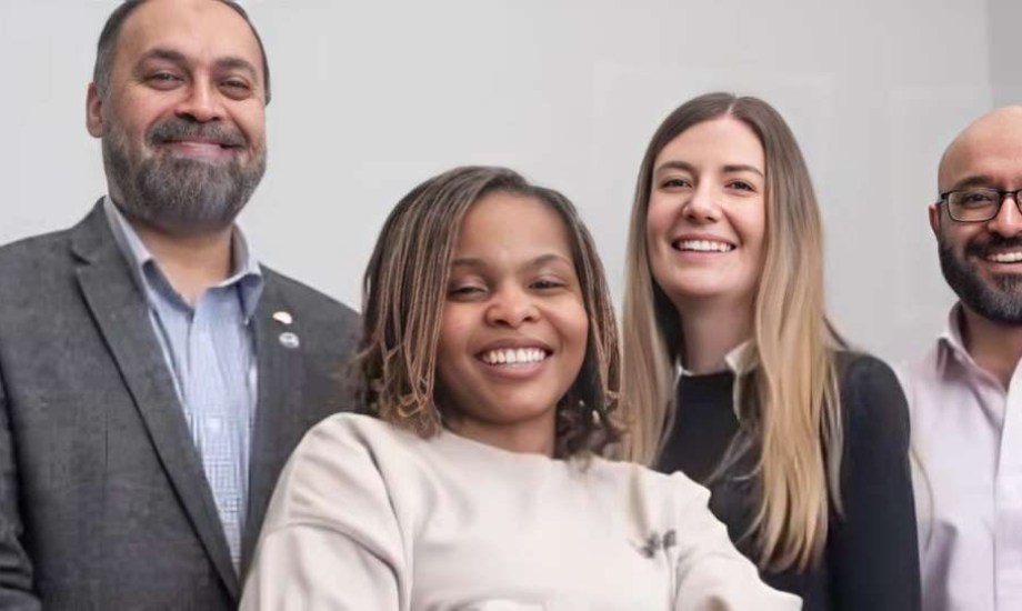 استئصال ورم نخاعي عبر العين