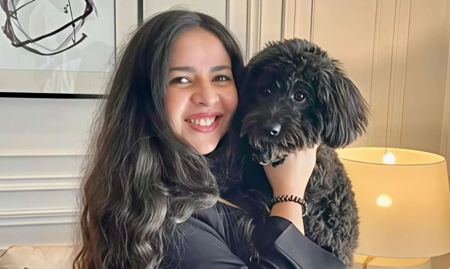 بعد وفاة كلب إيمي سمير غانم.. لماذا يفضل بعض البشر صداقة الحيوانات؟