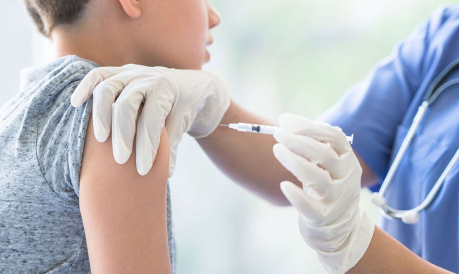 فوائد تطعيم الأطفال